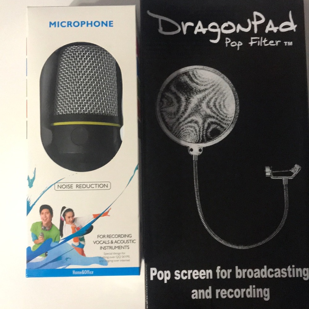 Microphone and pop screen